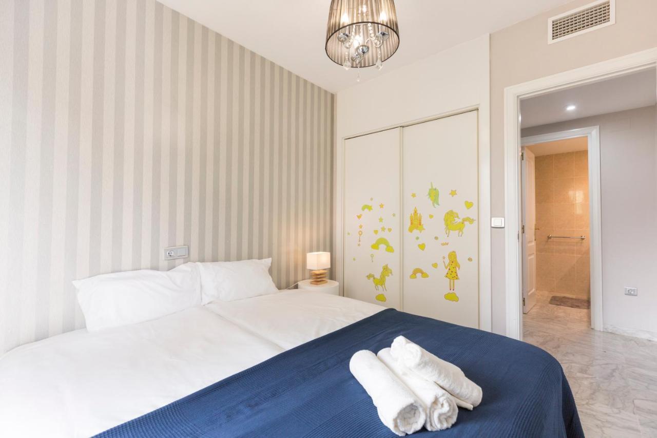 4 Bedroom Apartment In Puerto Banus 150 Meters From The Beach Marbella Luaran gambar