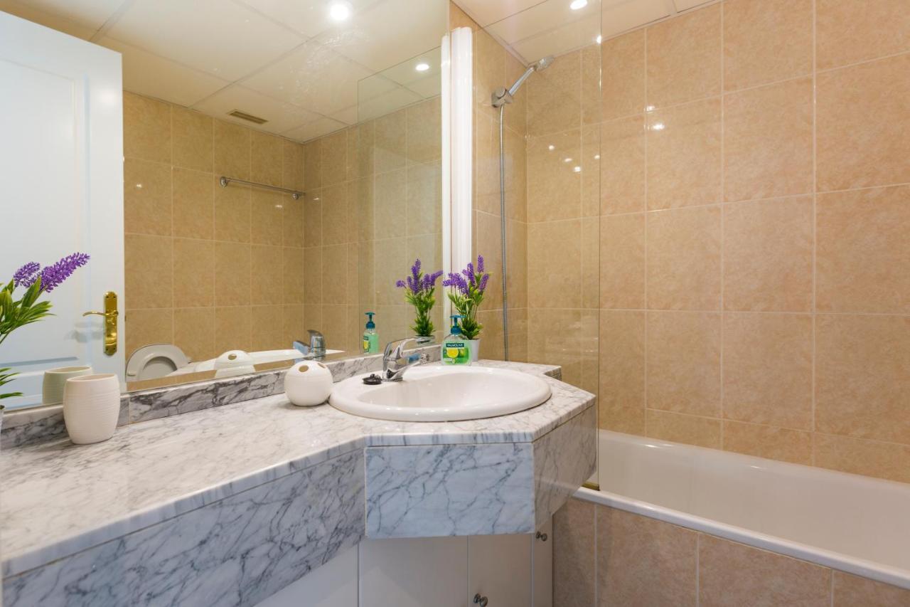 4 Bedroom Apartment In Puerto Banus 150 Meters From The Beach Marbella Luaran gambar